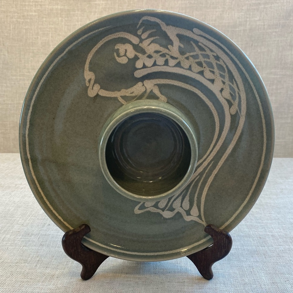 Tropical Clay Hawaii chip/dip plate fish pattern.